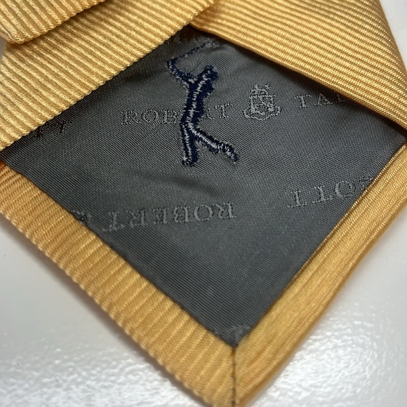 Robert Talbott & H.Stockton Atlanta Gold Silk Tie with Golfer 🏌️ Swing - Picture 5 of 9